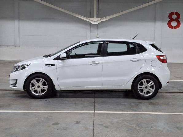 Kia Rio III с пробегом 2014 года, цена 990 000 рублей, 78705 км, хэтчбек, Автокод Объявления