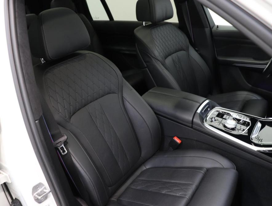 BMW X7 I (G07) Рестайлинг Санкт-Петербург  - изображение 30