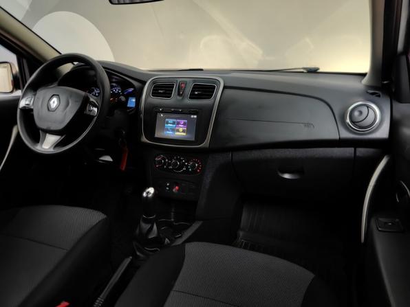 Renault Sandero II с пробегом 2016 года, цена 725 000 рублей, 180000 км, хэтчбек, Автокод Объявления