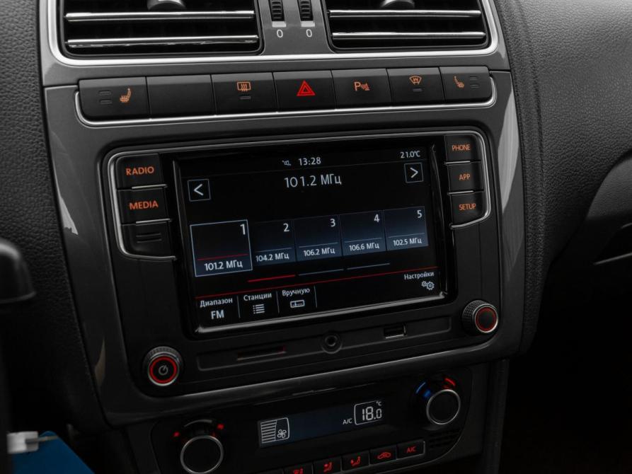 Volkswagen Polo V Рестайлинг Москва  - изображение 16