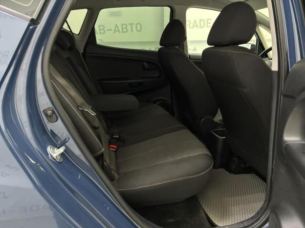 Kia Venga I с пробегом 2013 года, цена 750 000 рублей, 163000 км, минивэн, Автокод Объявления