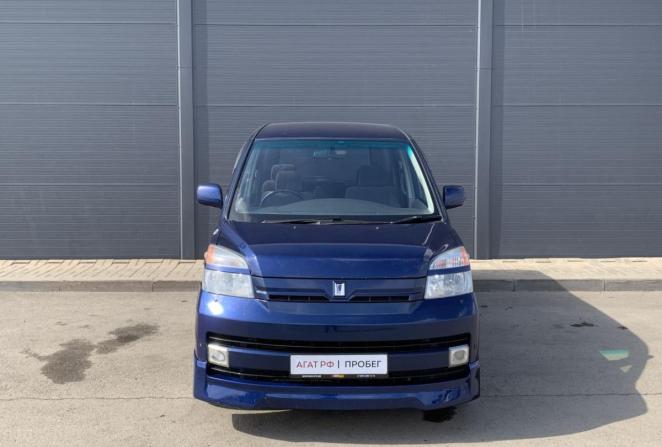 Toyota Voxy I (R60) с пробегом 2001 года, цена 840 000 рублей, 374359 км, компактвэн, Автокод Объявления