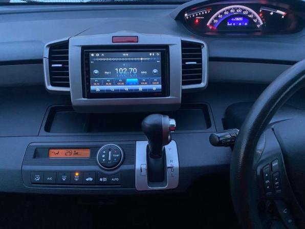 Honda Freed I Рестайлинг с пробегом 2012 года, цена 895 000 рублей, 191107 км, компактвэн, Автокод Объявления