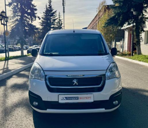 Peugeot Partner II Рестайлинг 2 с пробегом 2022 года, цена 1 399 000 рублей, 182506 км, компактвэн, Автокод Объявления