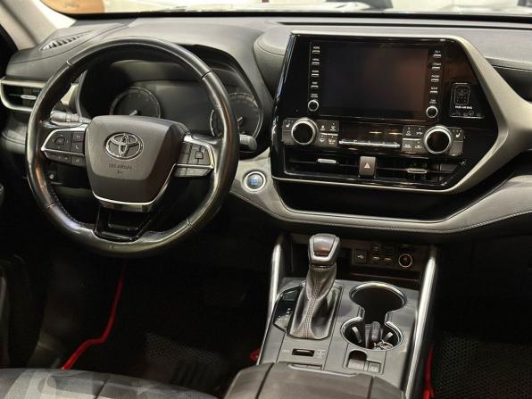 Toyota Highlander IV (XU70) с пробегом 2021 года, цена 4 550 000 рублей, 91200 км, внедорожник, Автокод Объявления