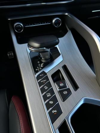 Geely Coolray I с пробегом 2023 года, цена 2 000 000 рублей, 26357 км, внедорожник, Автокод Объявления