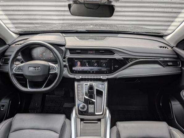 Geely Atlas Pro с пробегом 2023 года, цена 2 175 000 рублей, 40483 км, внедорожник, Автокод Объявления