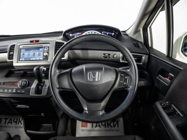 Honda Freed I Рестайлинг с пробегом 2012 года, цена 1 150 000 рублей, 105171 км, компактвэн, Автокод Объявления