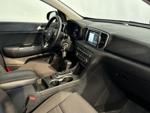 Kia Sportage IV с пробегом 2017 года, цена 1 990 000 рублей, 143690 км, внедорожник, Автокод Объявления