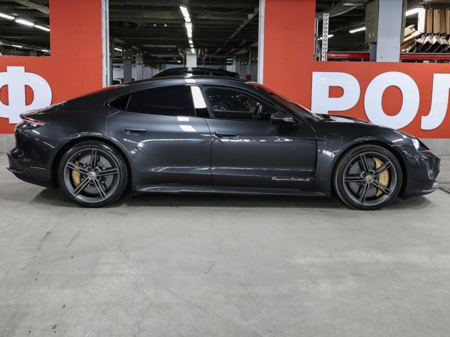 Porsche Taycan I Москва  - изображение 4