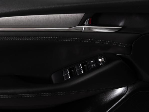 Mazda 6 III (GJ) Рестайлинг 2 с пробегом 2019 года, цена 1 898 000 рублей, 186000 км, седан, Автокод Объявления