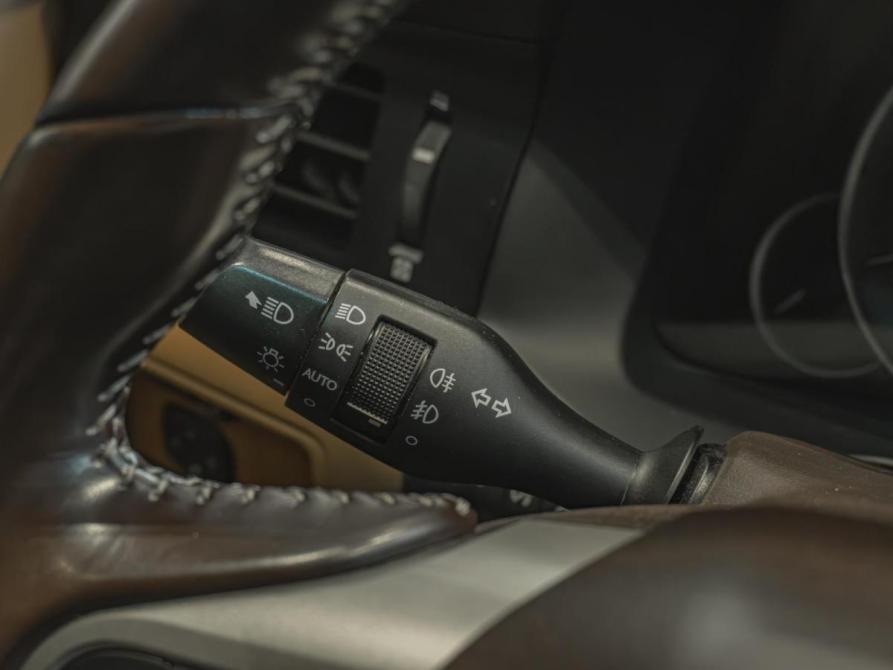 Lexus ES VI Рестайлинг Мурманск  - изображение 26