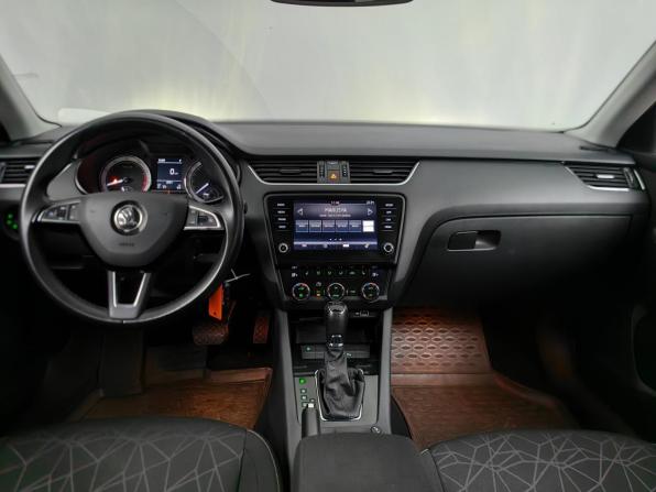 Skoda Octavia III (A7) Рестайлинг с пробегом 2020 года, цена 1 949 000 рублей, 105562 км, лифтбек, Автокод Объявления