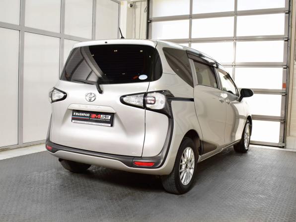 Toyota Sienta II с пробегом 2017 года, цена 1 400 995 рублей, 118584 км, компактвэн, Автокод Объявления