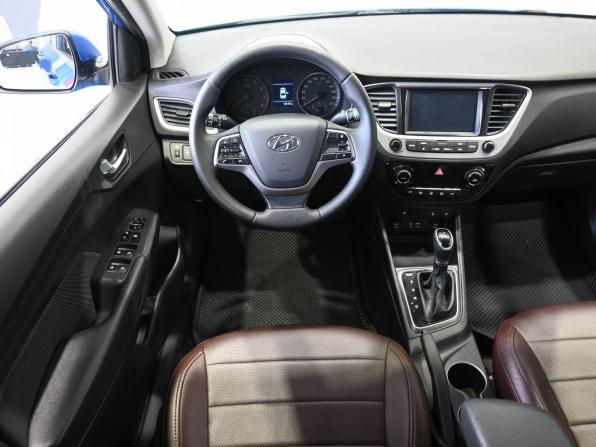 Hyundai Solaris II с пробегом 2017 года, цена 1 399 900 рублей, 124000 км, седан, Автокод Объявления