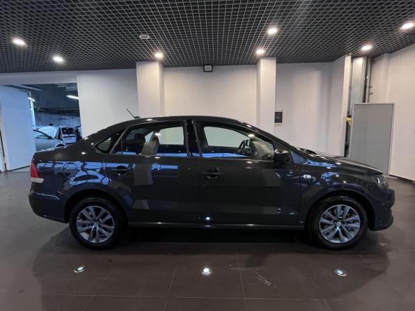 Volkswagen Polo V Рестайлинг с пробегом 2017 года, цена 1 266 000 рублей, 82000 км, седан, Автокод Объявления