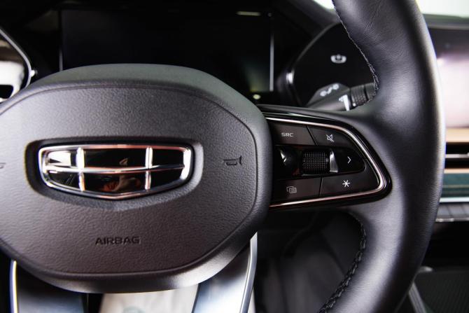 Geely Monjaro I с пробегом 2024 года, цена 4 059 000 рублей, 29800 км, внедорожник, Автокод Объявления