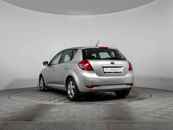 Kia Ceed I Рестайлинг с пробегом 2010 года, цена 615 000 рублей, 226779 км, хэтчбек, Автокод Объявления