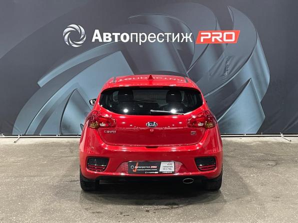 Kia Ceed II Рестайлинг с пробегом 2017 года, цена 1 035 000 рублей, 109628 км, хэтчбек, Автокод Объявления