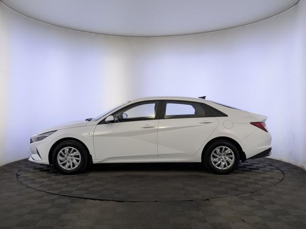 Hyundai Elantra VII (CN7) с пробегом 2022 года, цена 1 970 000 рублей, 42343 км, седан, Автокод Объявления