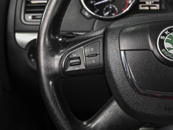 Skoda Yeti I с пробегом 2011 года, цена 648 000 рублей, 262286 км, внедорожник, Автокод Объявления