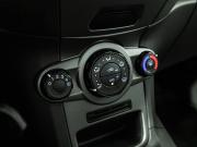 Ford Fiesta Mk6 Рестайлинг Санкт-Петербург  - изображение 30