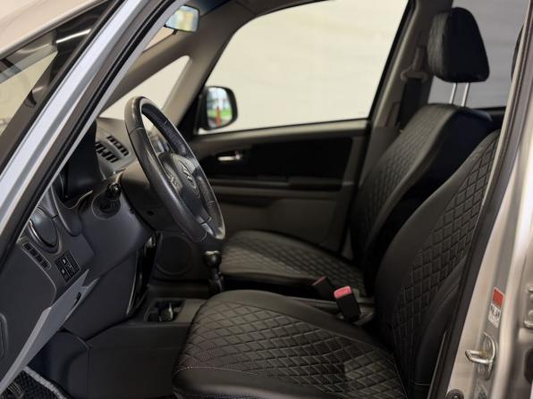 Suzuki SX4 I (Classic) Рестайлинг с пробегом 2011 года, цена 865 000 рублей, 135180 км, хэтчбек, Автокод Объявления