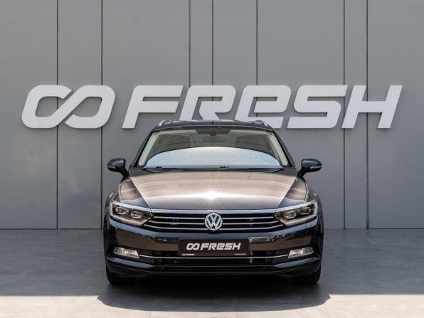 Volkswagen Passat B8 с пробегом 2019 года, цена 2 148 000 рублей, 121977 км, универсал, Автокод Объявления