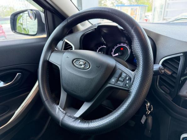 Lada (ВАЗ) XRAY I с пробегом 2017 года, цена 920 000 рублей, 142902 км, хэтчбек, Автокод Объявления