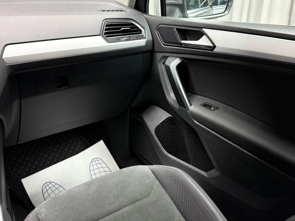 Volkswagen Tiguan II с пробегом 2017 года, цена 2 199 000 рублей, 139440 км, внедорожник, Автокод Объявления