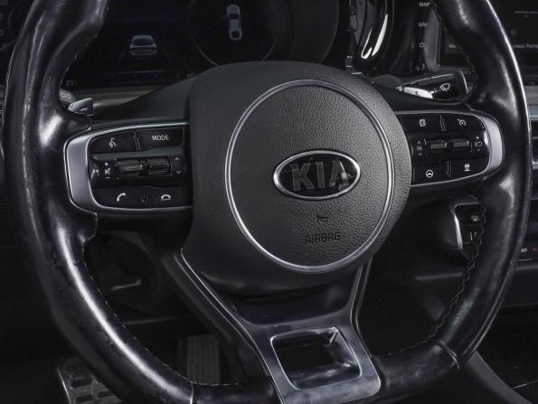 Kia K5 III с пробегом 2020 года, цена 2 060 000 рублей, 210304 км, седан, Автокод Объявления