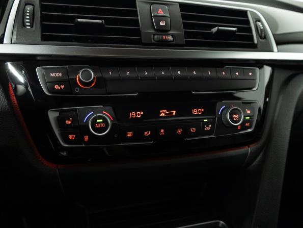 BMW 3 серии VI (F3x) Рестайлинг с пробегом 2018 года, цена 1 949 700 рублей, 117339 км, седан, Автокод Объявления