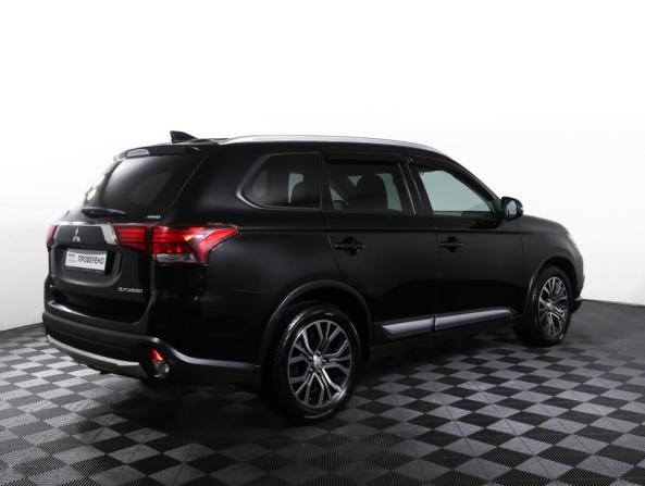 Mitsubishi Outlander III Рестайлинг 3 с пробегом 2018 года, цена 2 140 000 рублей, 146930 км, внедорожник, Автокод Объявления