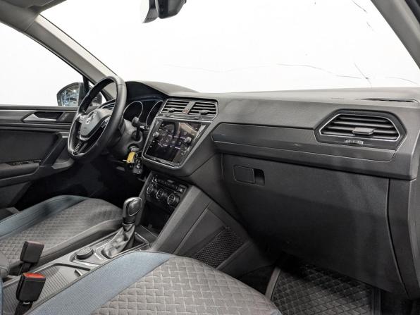 Volkswagen Tiguan II с пробегом 2019 года, цена 2 550 000 рублей, 70693 км, внедорожник, Автокод Объявления