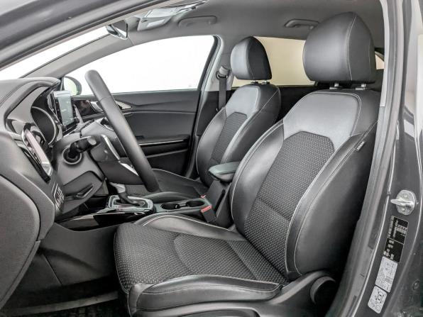 Kia Ceed III с пробегом 2021 года, цена 1 775 000 рублей, 158025 км, универсал, Автокод Объявления