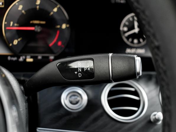 Mercedes-Benz E-Класс V (W213 S213 C238) с пробегом 2019 года, цена 2 830 000 рублей, 198784 км, седан, Автокод Объявления