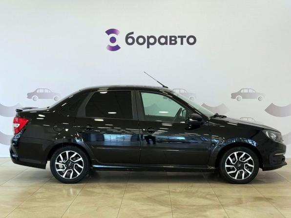 Lada (ВАЗ) Granta I Рестайлинг с пробегом 2022 года, цена 860 000 рублей, 64734 км, седан, Автокод Объявления
