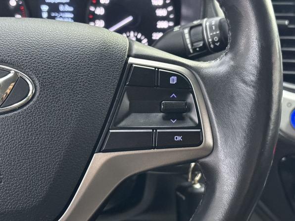 Hyundai Solaris II с пробегом 2017 года, цена 1 445 000 рублей, 74841 км, седан, Автокод Объявления