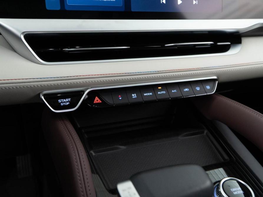 Geely Monjaro I Москва  - изображение 20