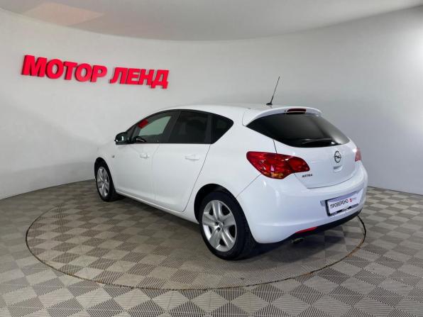 Opel Astra J с пробегом 2011 года, цена 749 000 рублей, 148135 км, хэтчбек, Автокод Объявления