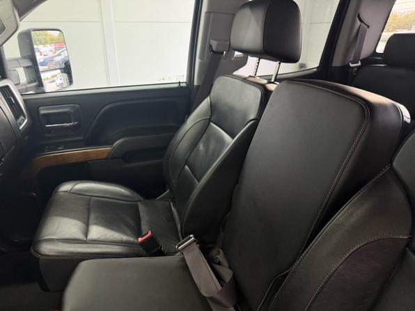 Chevrolet Silverado III (K2XX) Рестайлинг с пробегом 2016 года, цена 4 300 000 рублей, 235232 км, offers.body_type.unknown, Автокод Объявления
