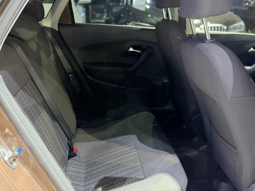 Volkswagen Polo V Рестайлинг Оренбург  - изображение 20