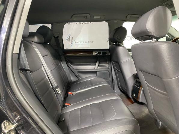 Volkswagen Touareg I Рестайлинг с пробегом 2008 года, цена 897 000 рублей, 224276 км, внедорожник, Автокод Объявления