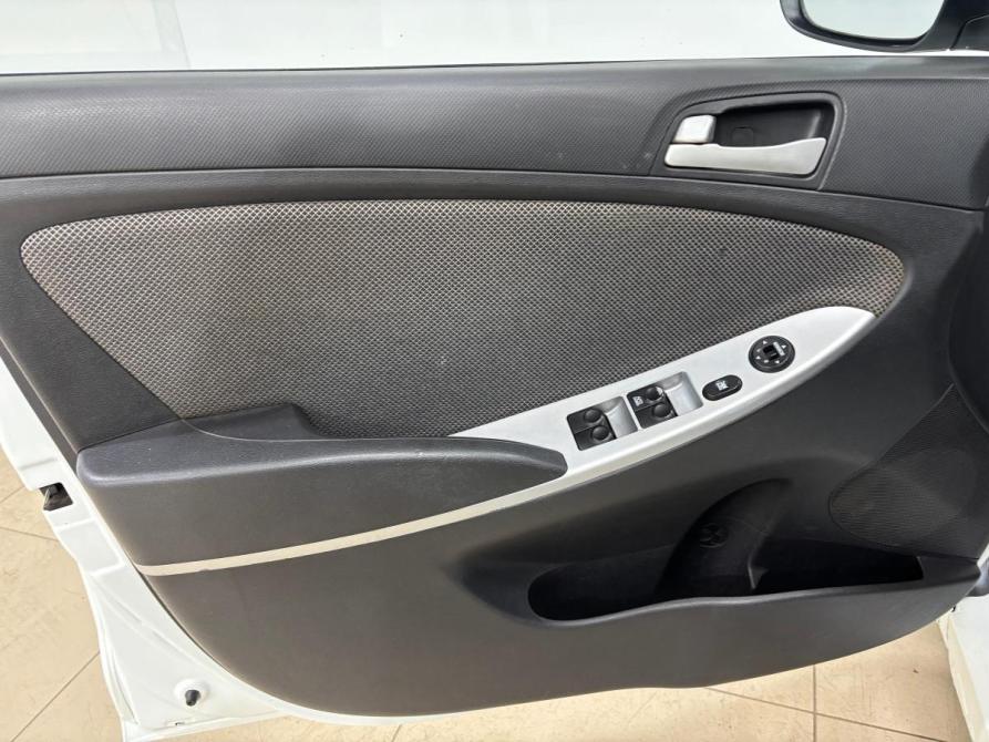 Hyundai Solaris I Альметьевск  - изображение 9