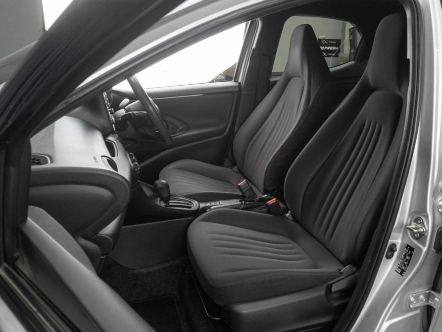 Toyota Yaris IV Тюмень  - изображение 8