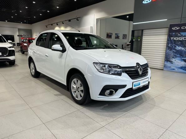 Renault Logan II Рестайлинг с пробегом 2018 года, цена 1 000 000 рублей, 24922 км, седан, Автокод Объявления