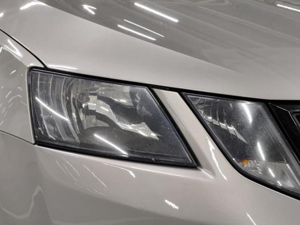Skoda Octavia III (A7) Рестайлинг с пробегом 2017 года, цена 1 499 000 рублей, 203387 км, лифтбек, Автокод Объявления