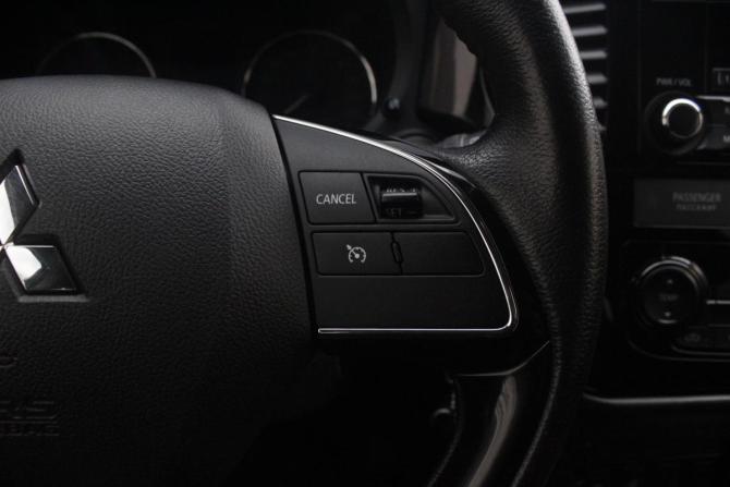 Mitsubishi Outlander III Рестайлинг 2 с пробегом 2018 года, цена 1 940 000 рублей, 154372 км, внедорожник, Автокод Объявления
