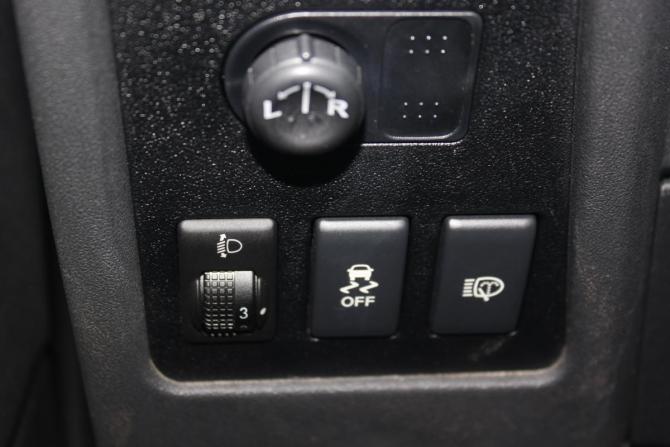 Nissan Qashqai I Рестайлинг с пробегом 2012 года, цена 937 000 рублей, 215912 км, внедорожник, Автокод Объявления