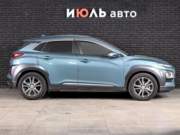 Hyundai Kona I Рестайлинг с пробегом 2020 года, цена 2 630 000 рублей, 57683 км, внедорожник, Автокод Объявления